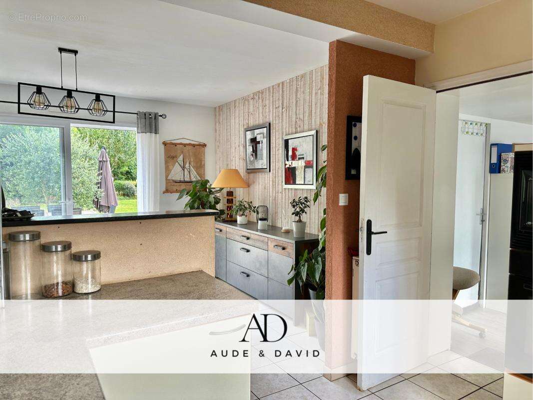 Maison à ERGUE-GABERIC