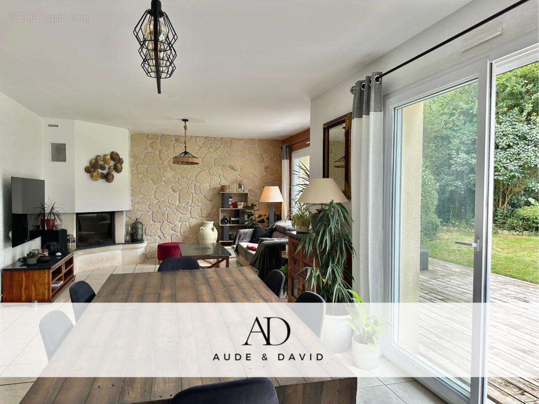 Maison à ERGUE-GABERIC