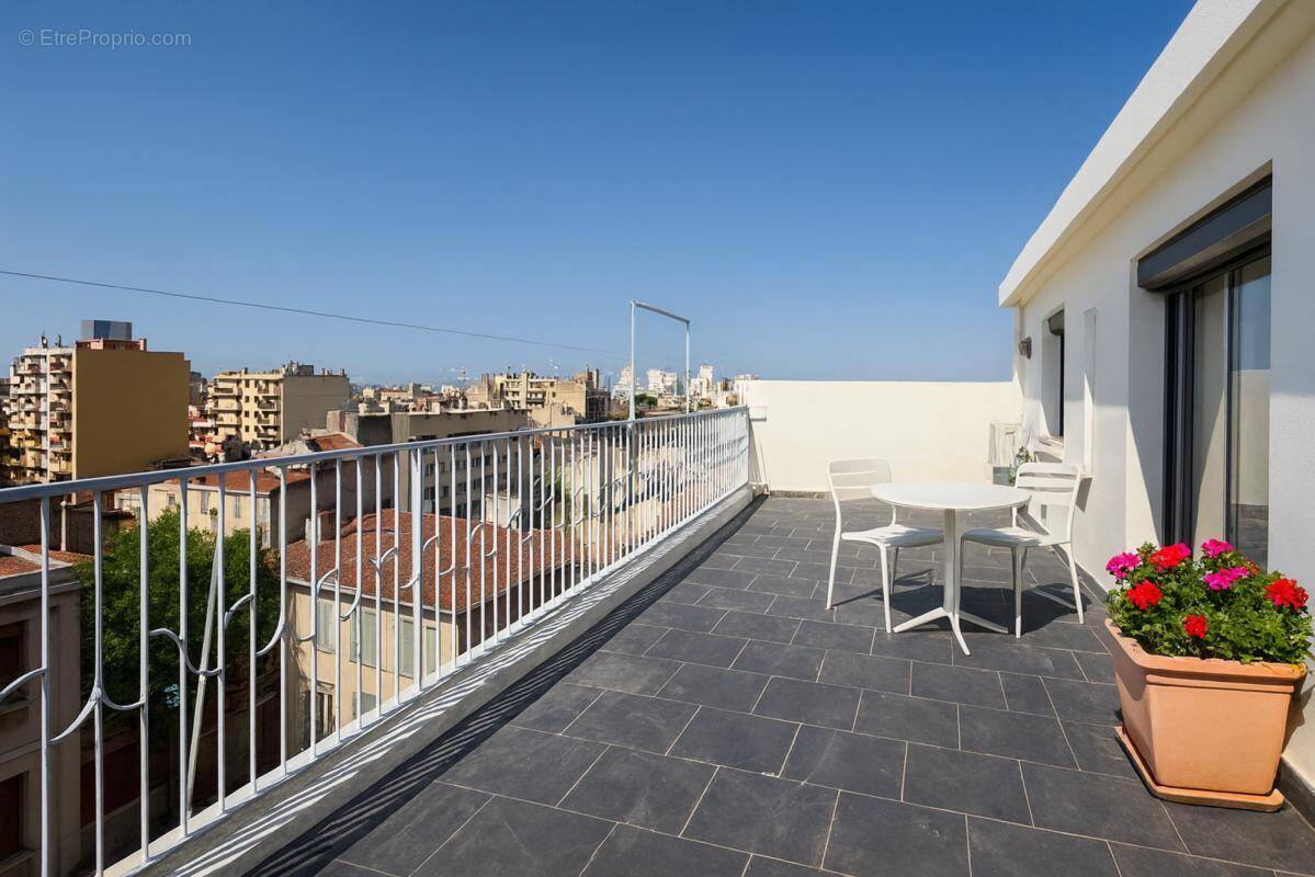 Appartement à MARSEILLE-14E