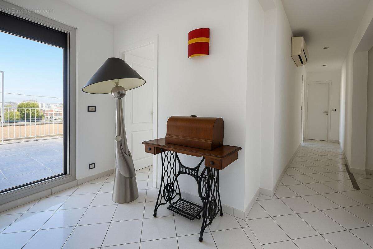 Appartement à MARSEILLE-14E