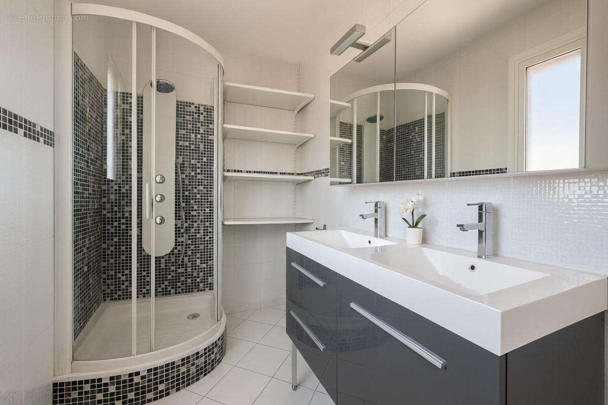 Appartement à MARSEILLE-14E