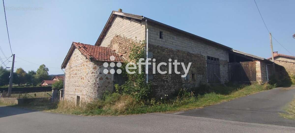 Maison à SAUVESSANGES