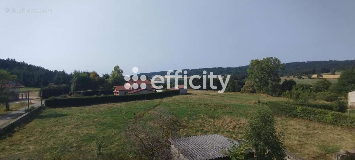 Maison à SAUVESSANGES