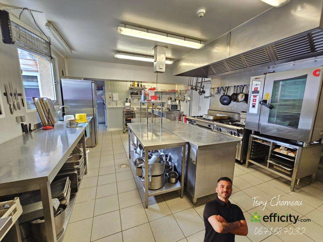 Commerce à MONTOIRE-SUR-LE-LOIR