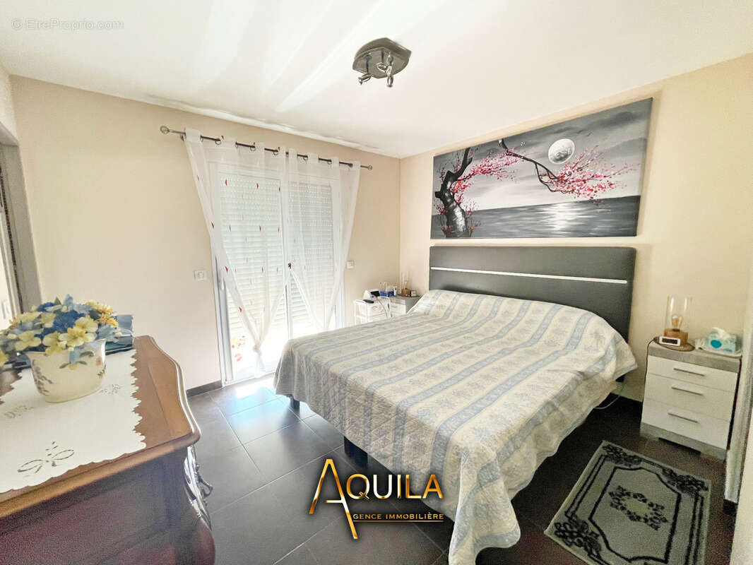 Maison à VILLENEUVE-LES-BEZIERS