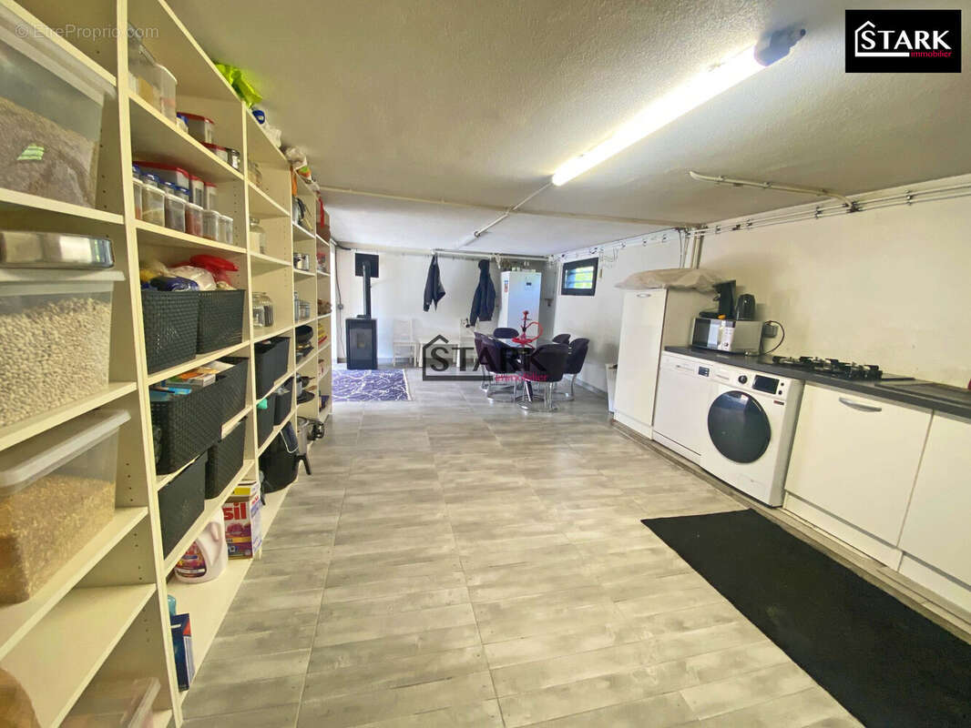 Maison à LACHAPELLE-SOUS-CHAUX