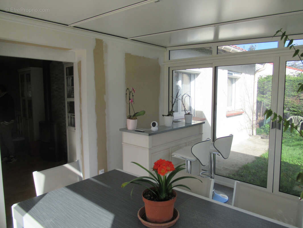 Maison à LA SALVETAT-SAINT-GILLES