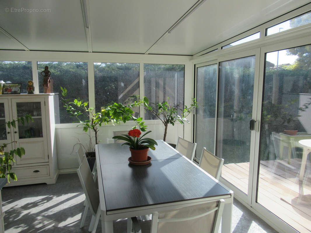 Maison à LA SALVETAT-SAINT-GILLES