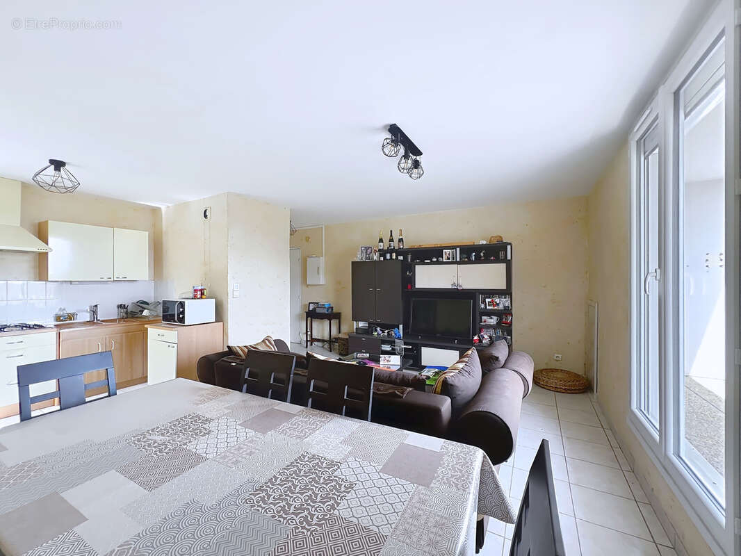 Appartement à IRIGNY