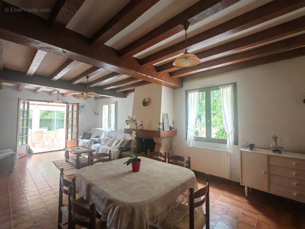 Maison à LA ROUXIERE