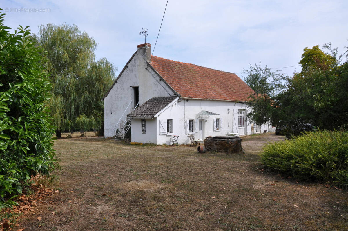 Maison à NEUILLY-EN-DONJON