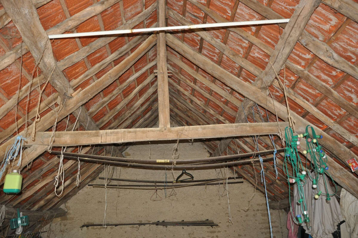 Maison à NEUILLY-EN-DONJON