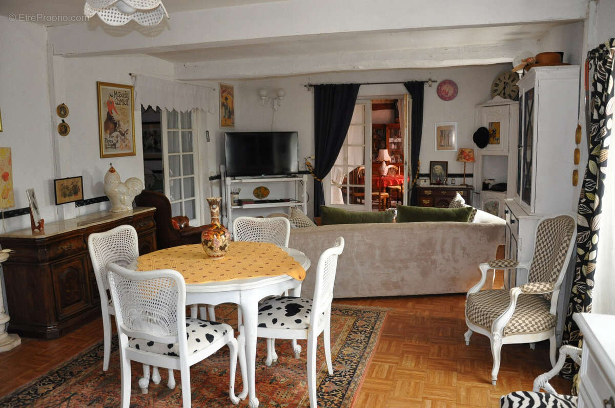 Maison à NEUILLY-EN-DONJON