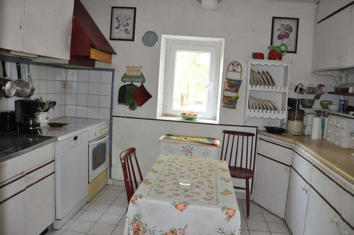 Maison à NEUILLY-EN-DONJON