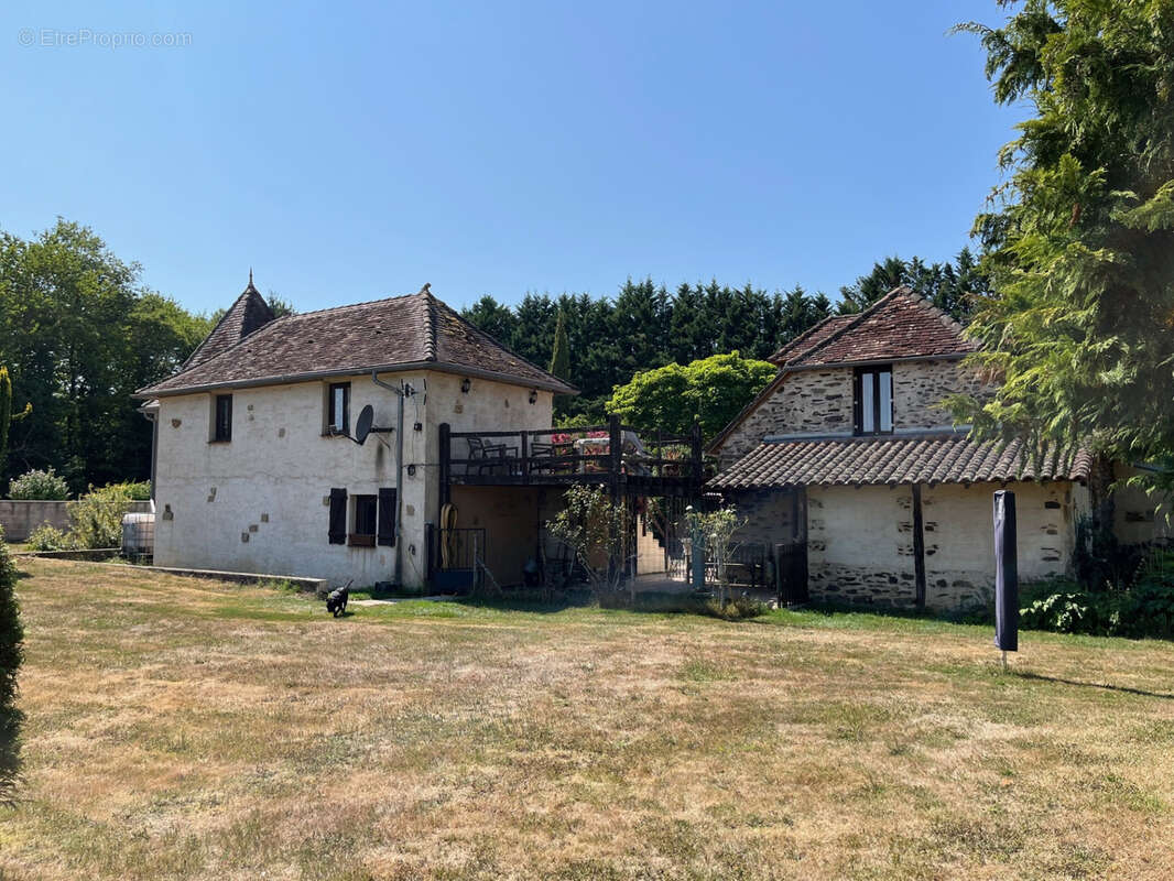 Maison à SAVIGNAC-LEDRIER
