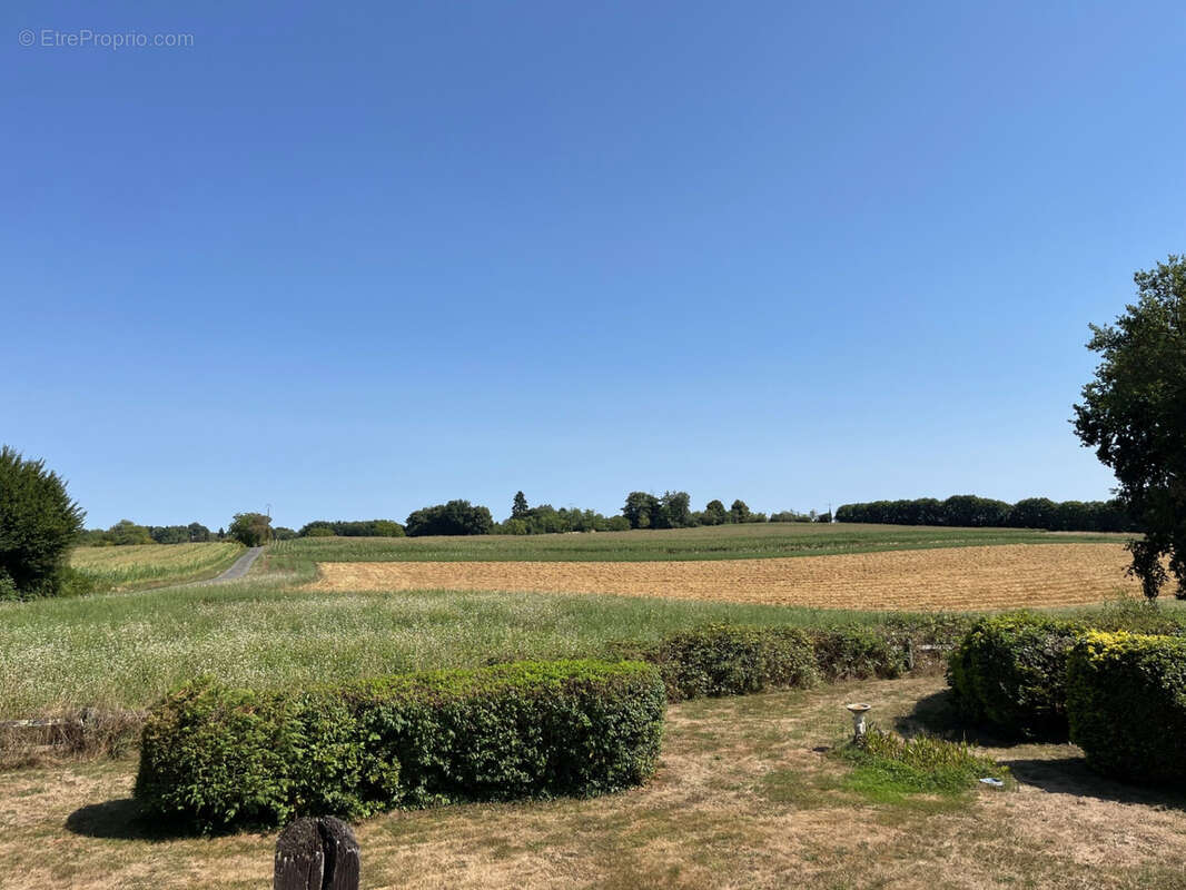 Maison à SAVIGNAC-LEDRIER