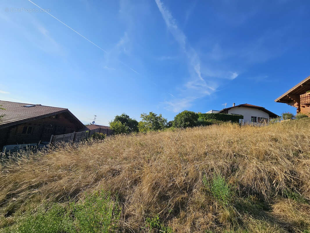 Terrain à CONTAMINE-SUR-ARVE