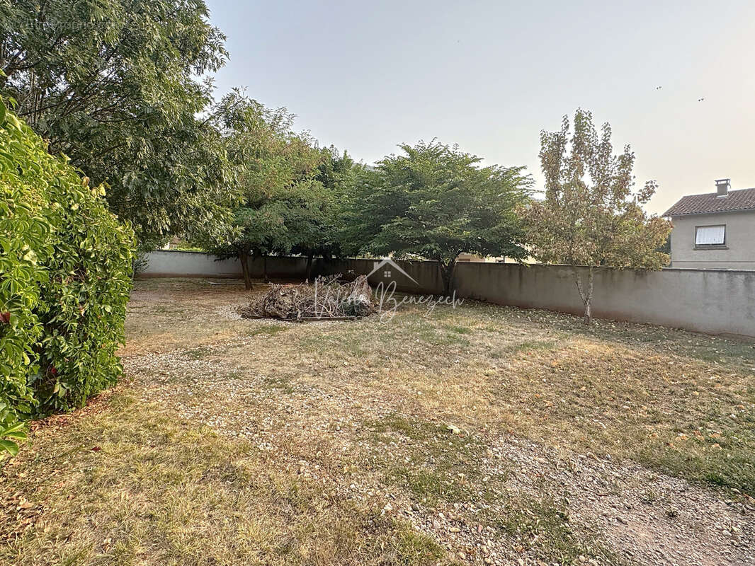 Terrain à SAINT-AFFRIQUE