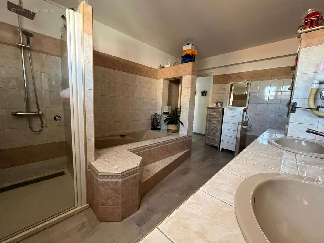 Maison à PORT-DE-BOUC