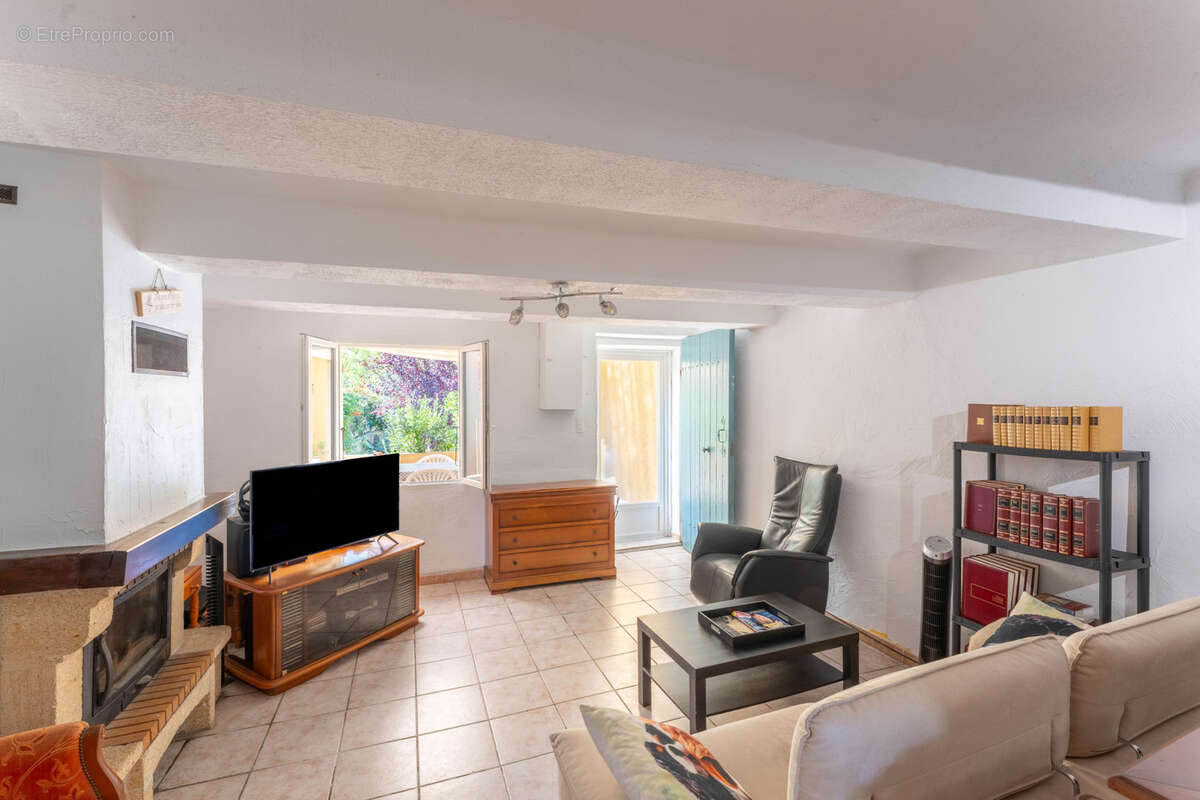 Maison à SAUSSET-LES-PINS