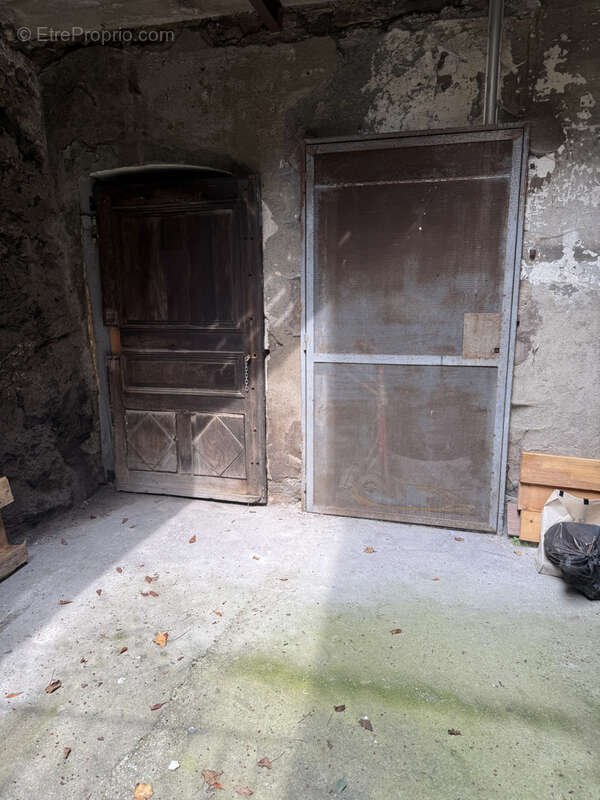 Commerce à ALBERTVILLE