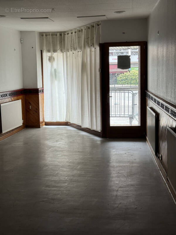 Commerce à ALBERTVILLE