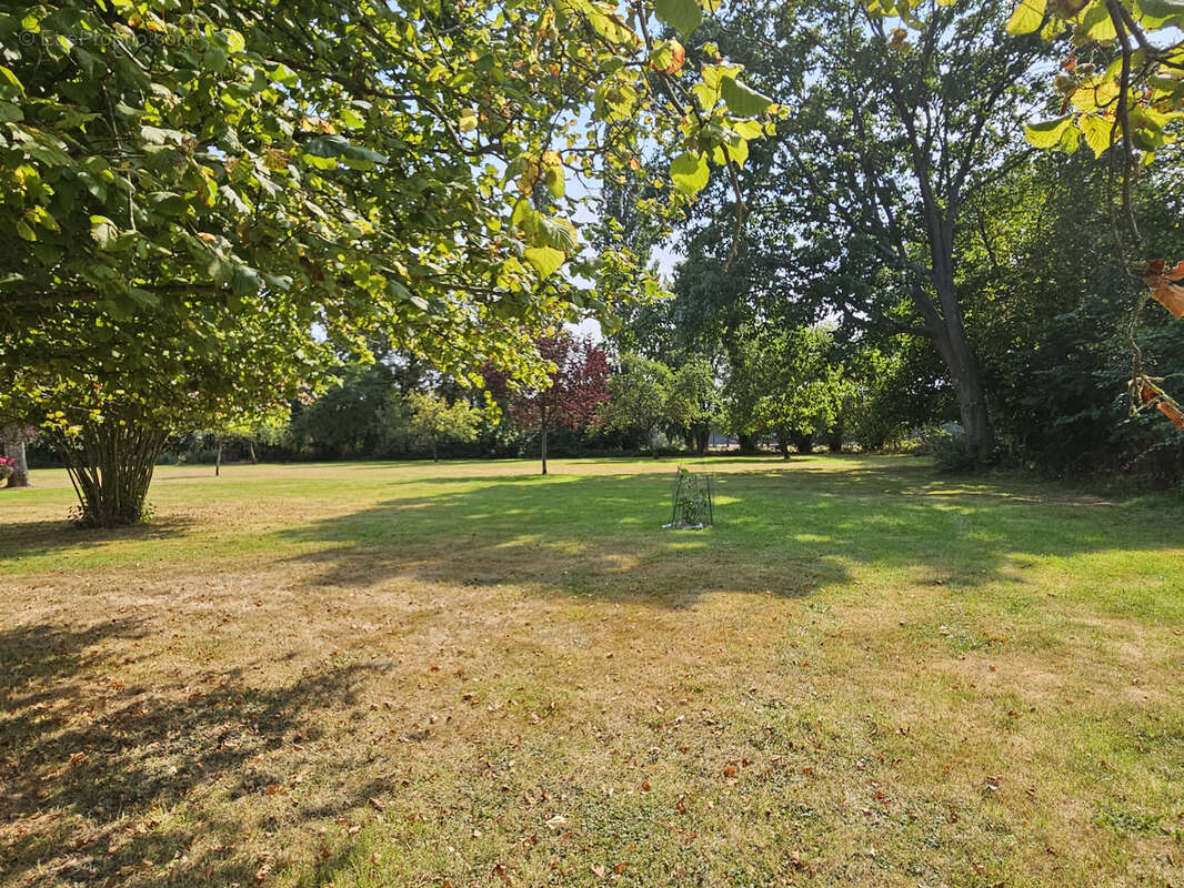Maison à CORMEILLES