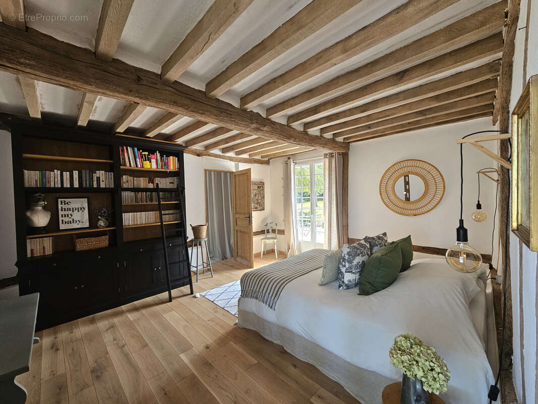 Maison à CORMEILLES