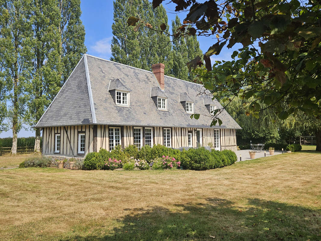 Maison à CORMEILLES