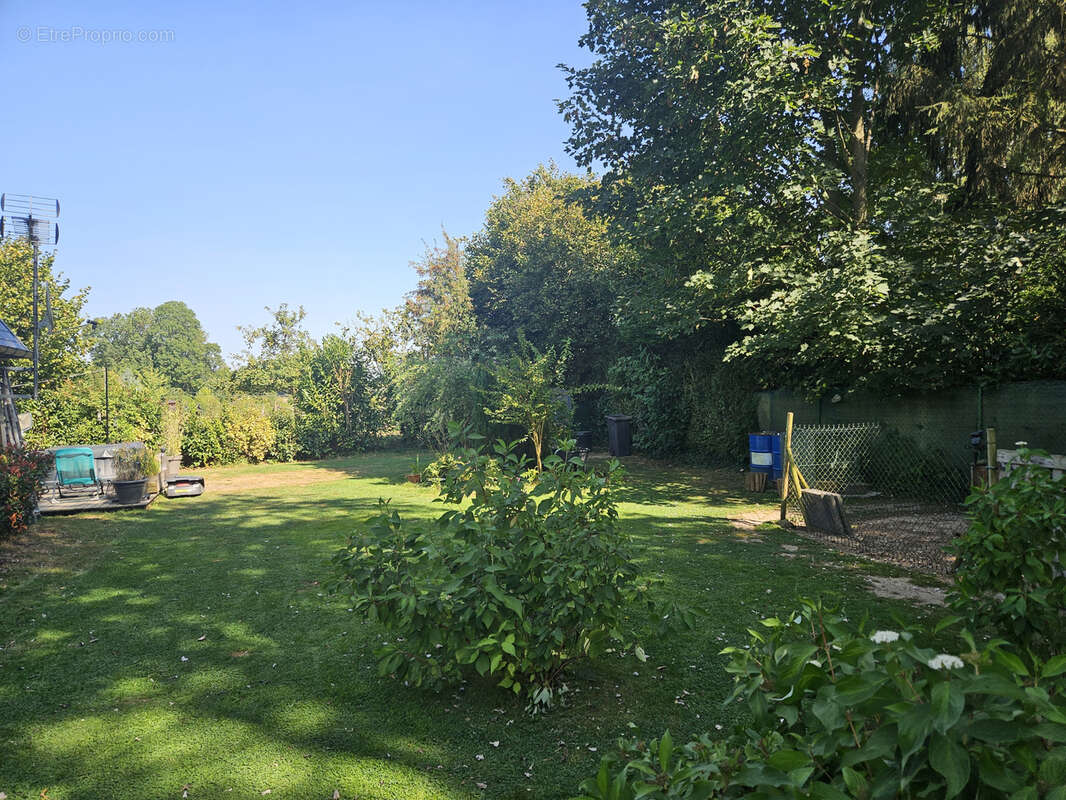 Maison à CORMEILLES