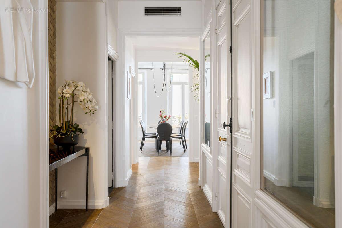 Appartement à HYERES