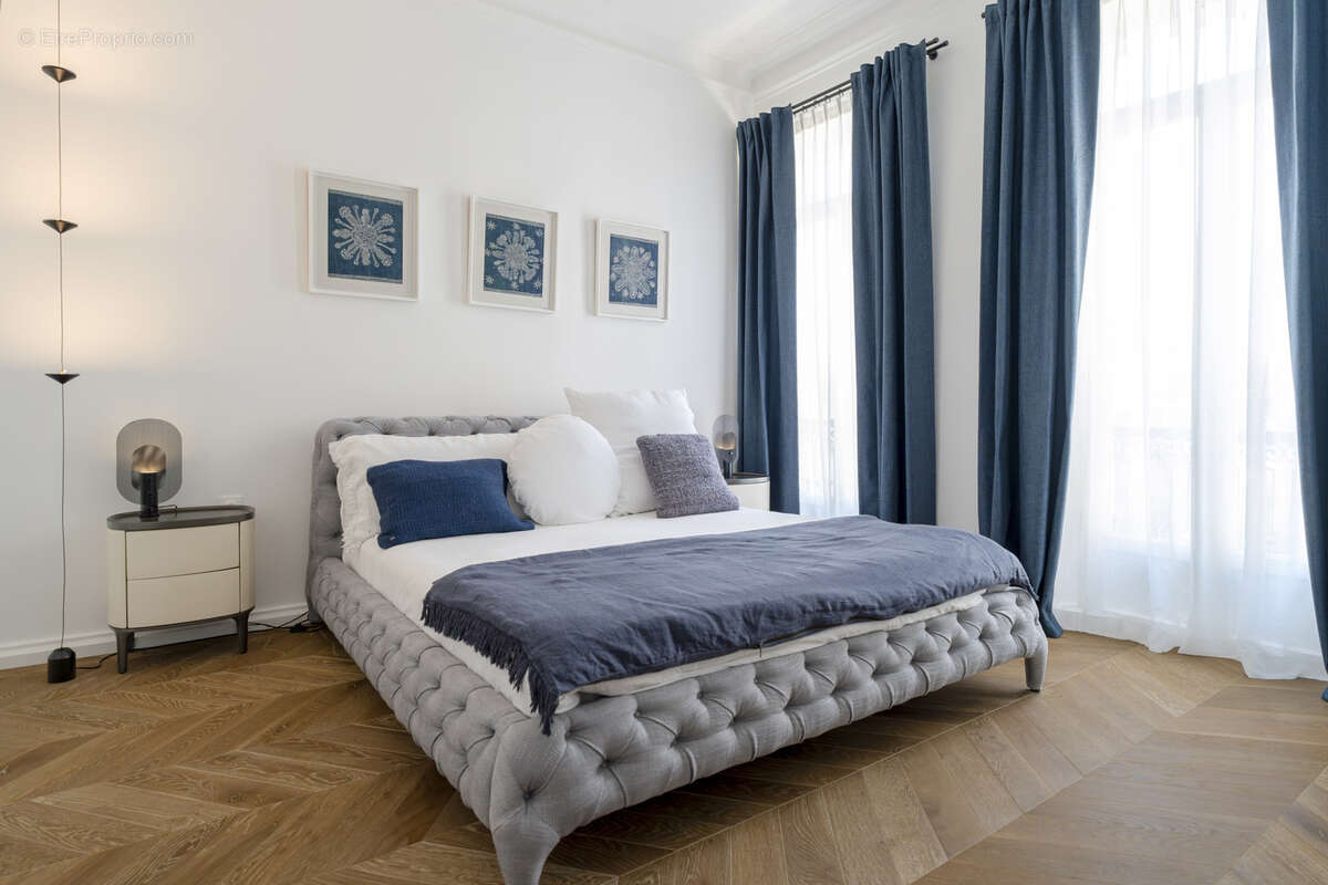 Appartement à HYERES