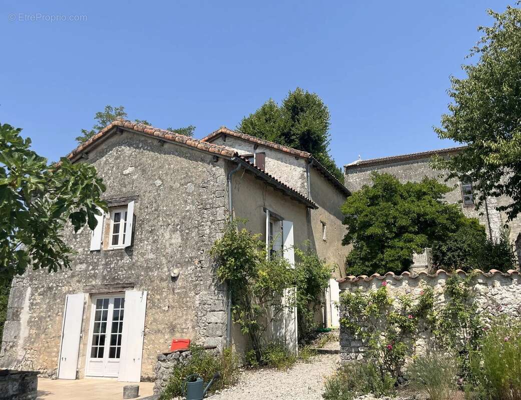 Maison à SAINT-AMANT