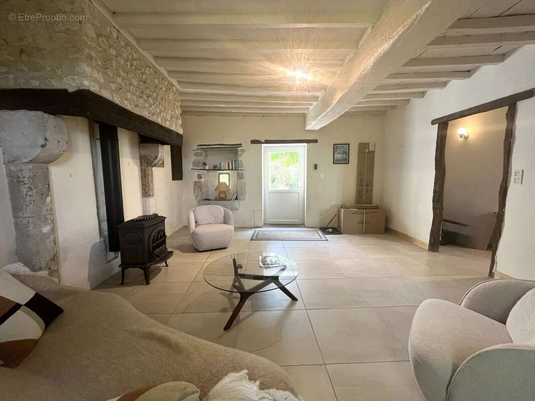 Maison à SAINT-AMANT