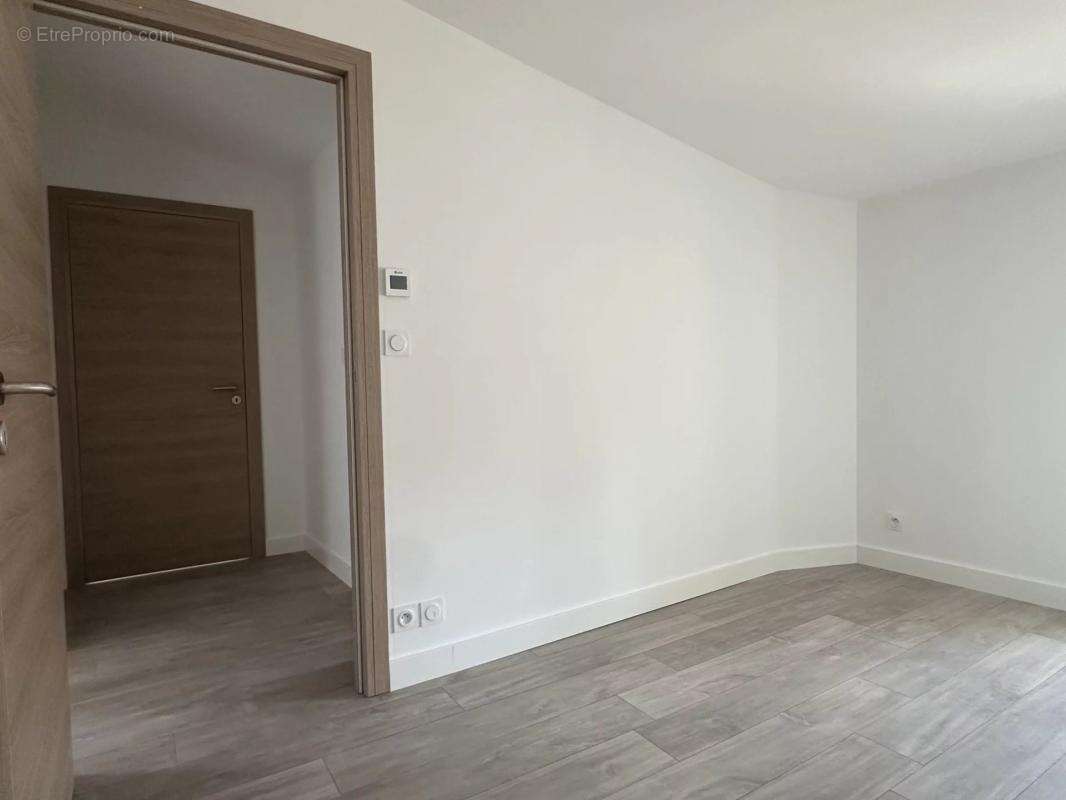 Appartement à SAINT-JEAN-D&#039;ANGELY