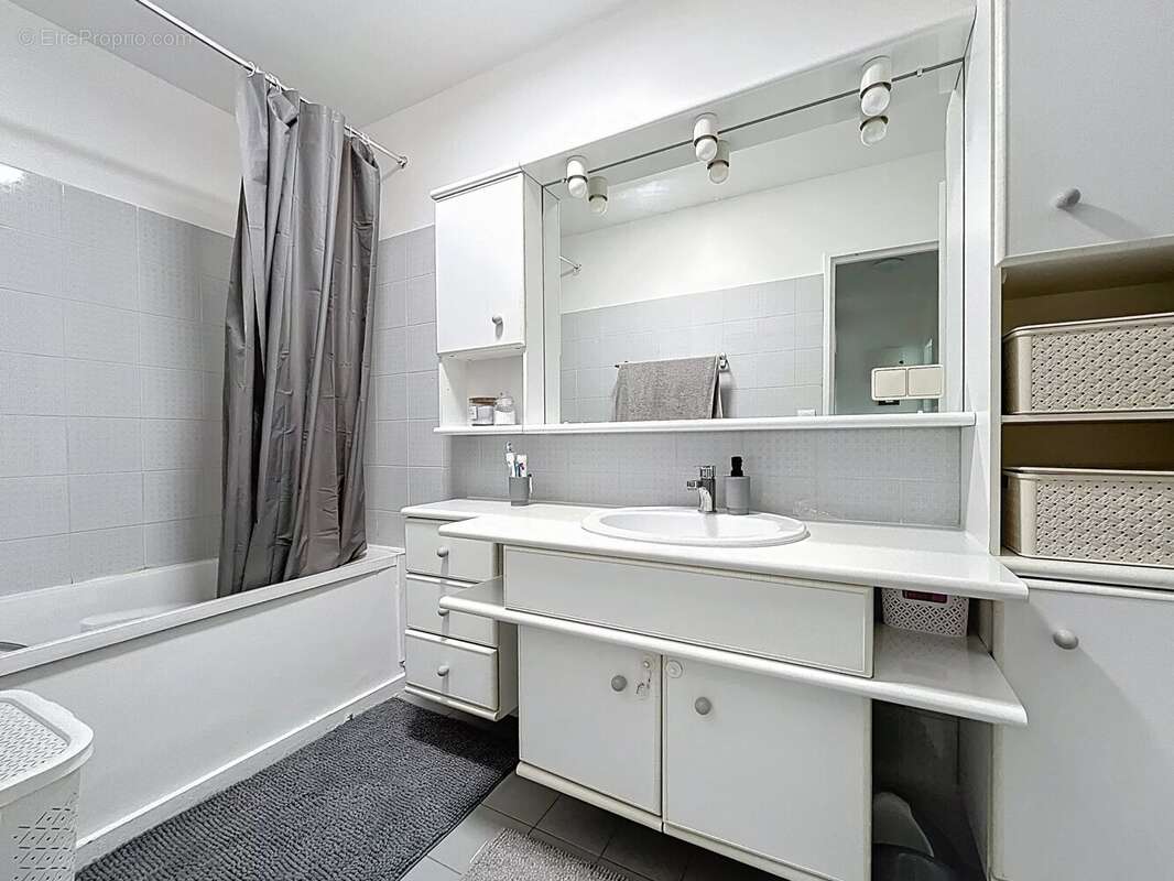 Appartement à ELANCOURT