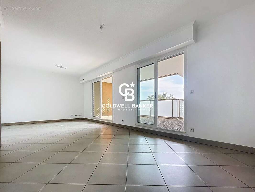 Appartement à FREJUS