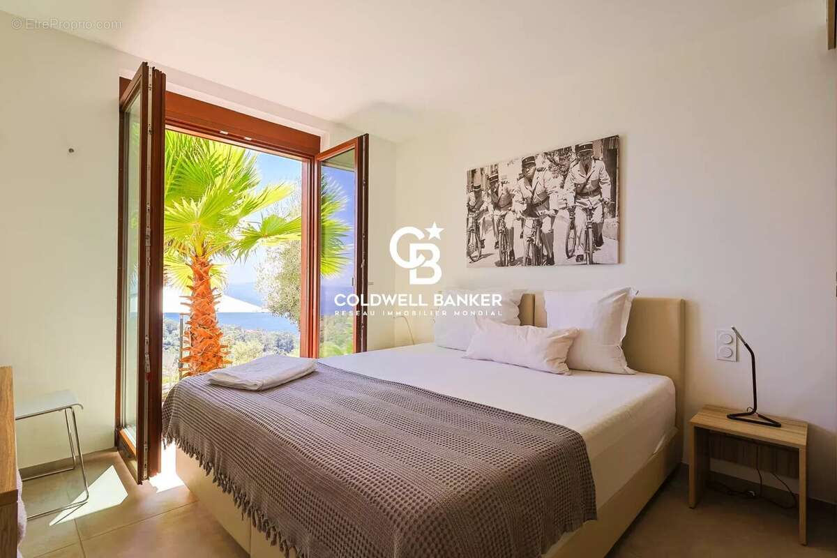 Maison à RAYOL-CANADEL-SUR-MER