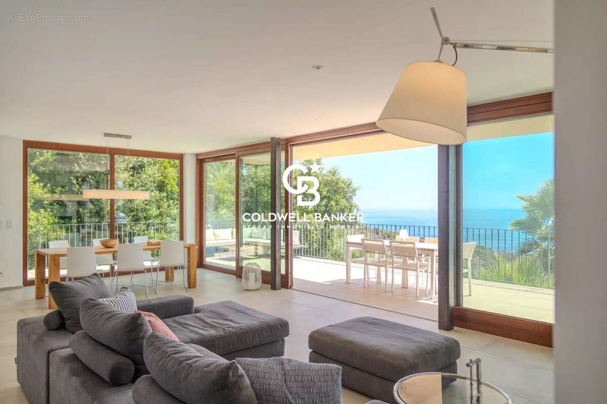 Maison à RAYOL-CANADEL-SUR-MER