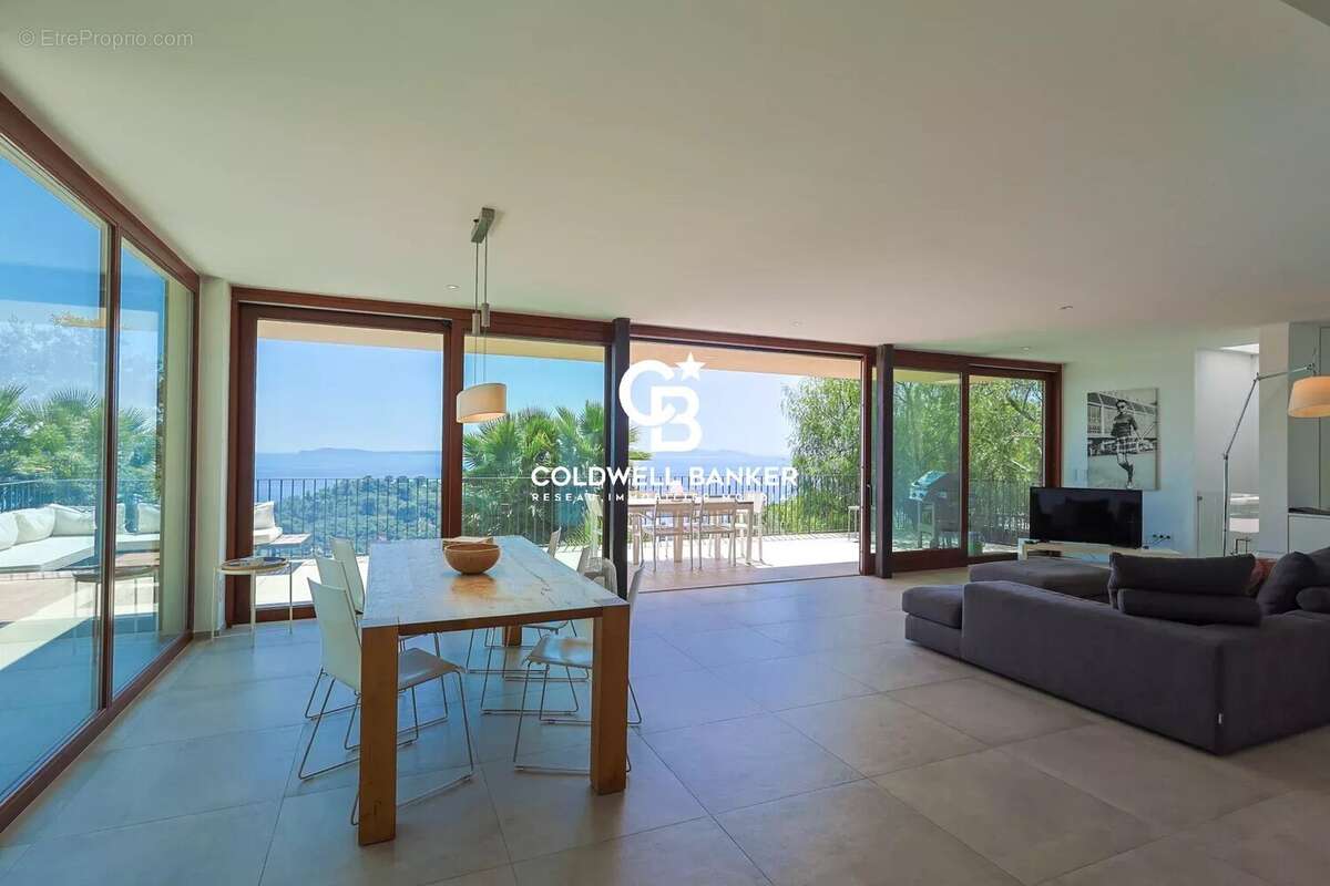 Maison à RAYOL-CANADEL-SUR-MER