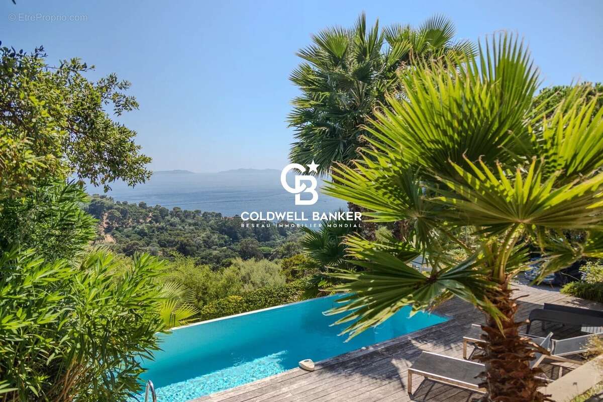 Maison à RAYOL-CANADEL-SUR-MER