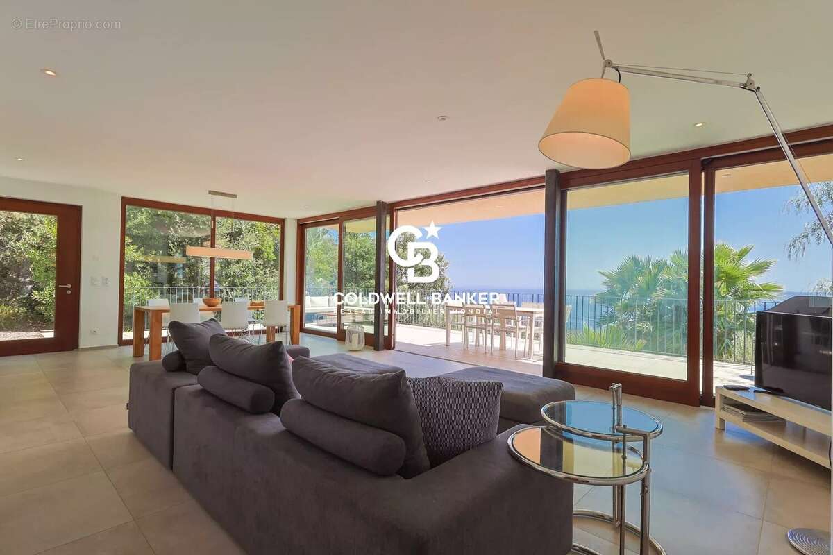 Maison à RAYOL-CANADEL-SUR-MER