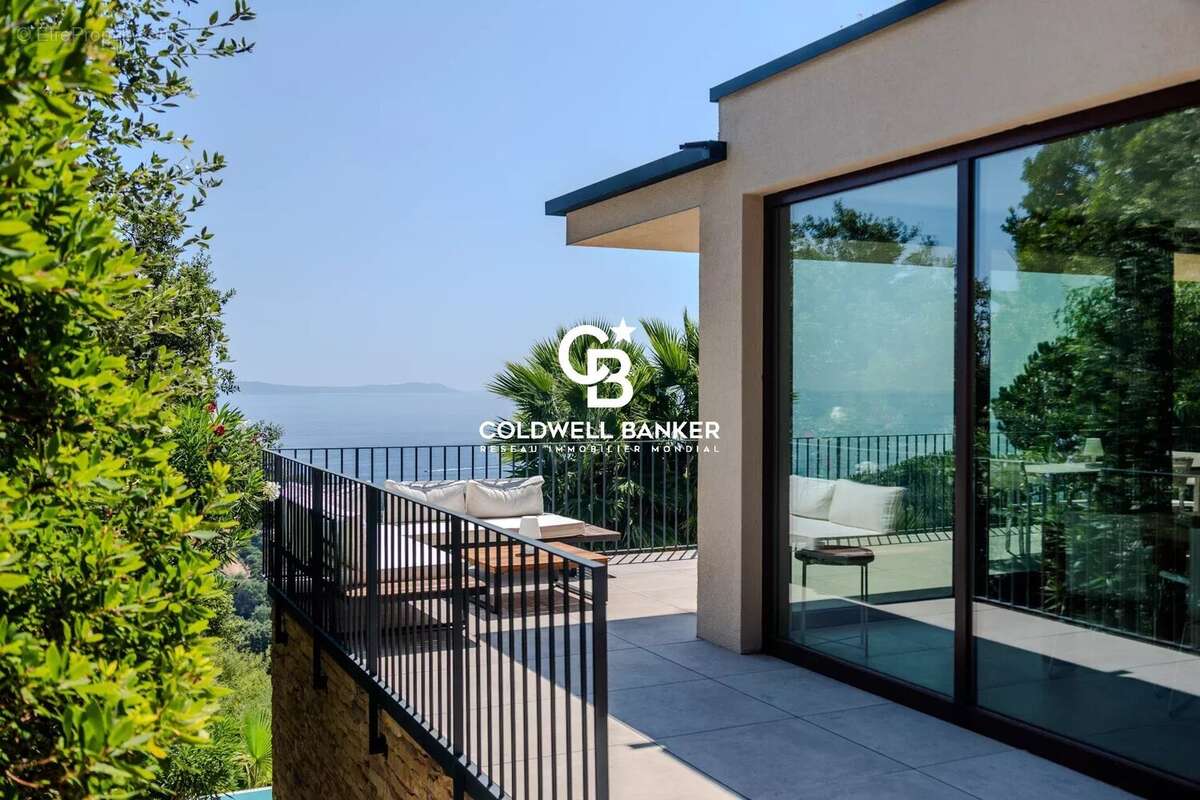 Maison à RAYOL-CANADEL-SUR-MER