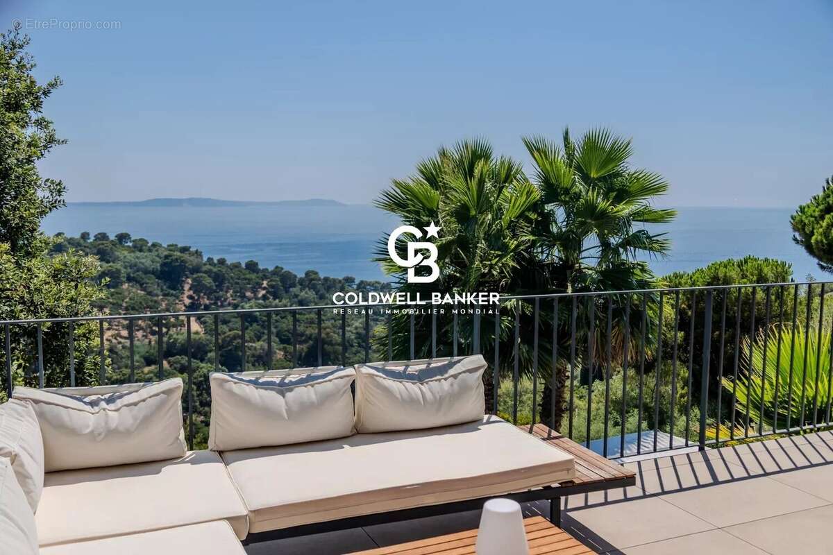 Maison à RAYOL-CANADEL-SUR-MER