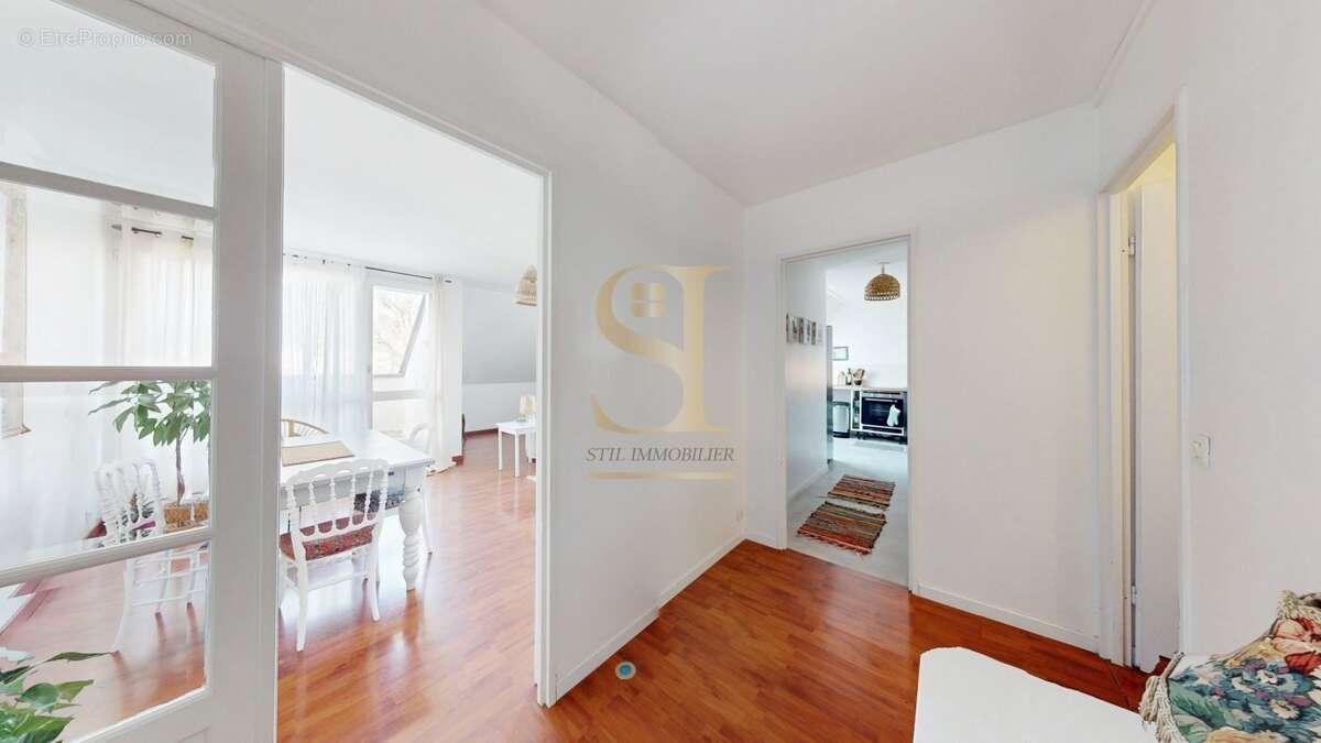Appartement à SOISY-SUR-SEINE
