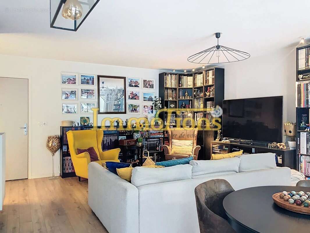 Appartement à MEYLAN