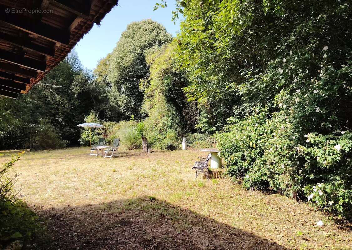 Maison à PASSAVANT-LA-ROCHERE