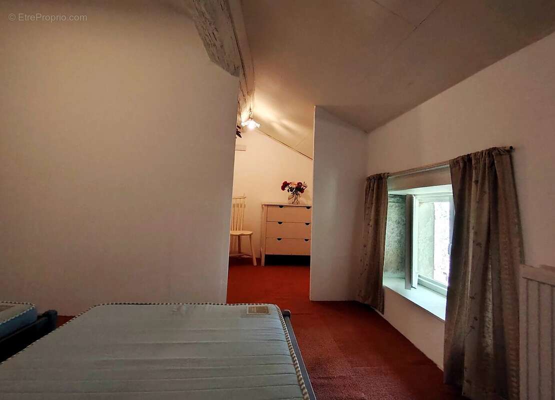 Maison à PASSAVANT-LA-ROCHERE