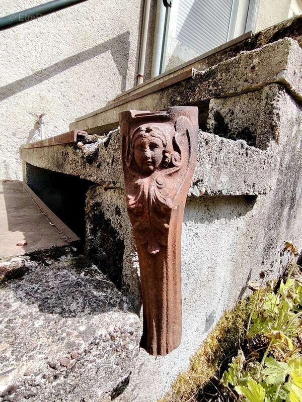 Maison à PASSAVANT-LA-ROCHERE