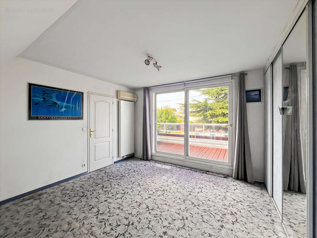 Maison à DAMMARIE-LES-LYS